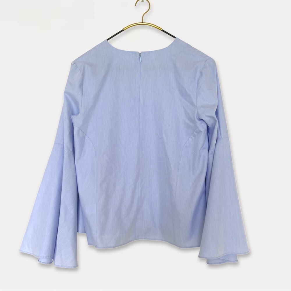 ENDLESS ROSE Bell Sleeve Blouse - Picture 3 of 4
